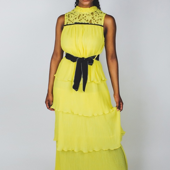 Bella Dress - Picture 1 of 4